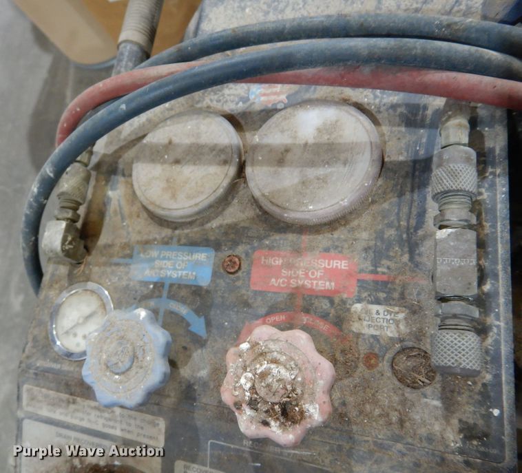 image for item DM5139 (2) refrigerant recovery machines