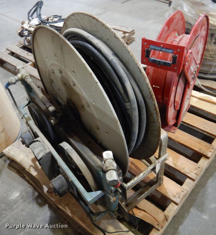 image for item DM5141 (2) hose reels