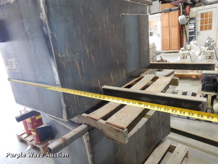 image for item DM5142 (2) Auxiliary power unit boxes