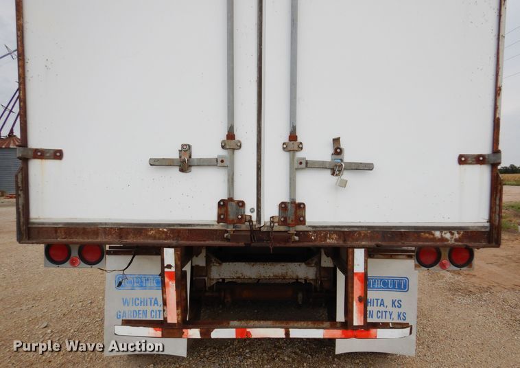image for item DM5143 1972 Fruehauf  dry van trailer