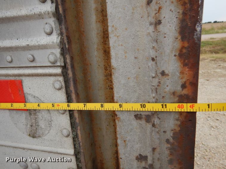 image for item DM5143 1972 Fruehauf  dry van trailer