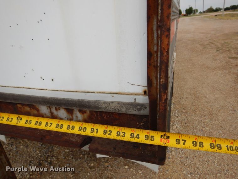 image for item DM5143 1972 Fruehauf  dry van trailer