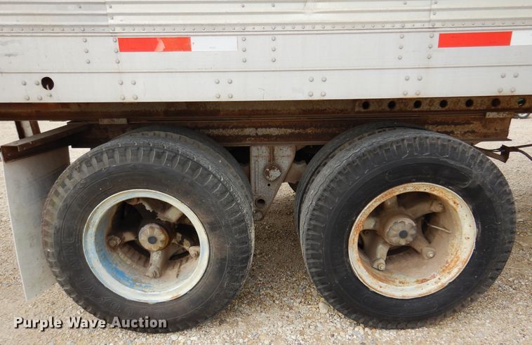 image for item DM5143 1972 Fruehauf  dry van trailer