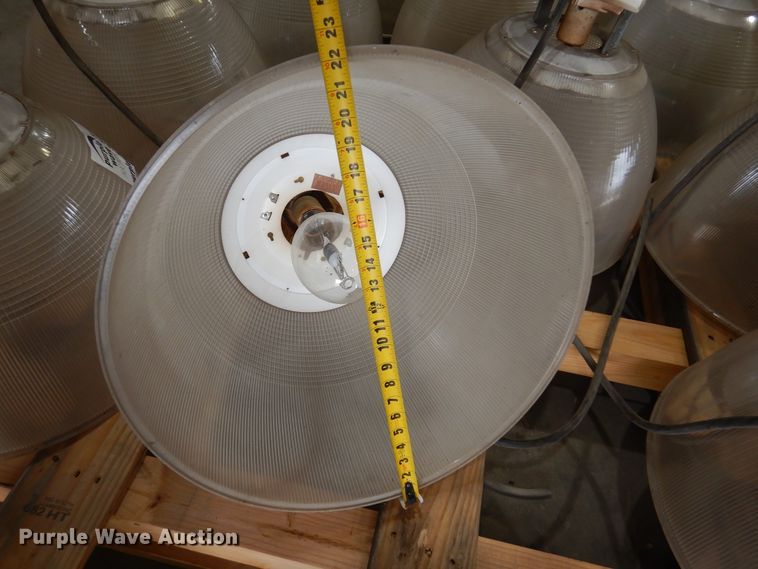 image for item DM5145 (22) Hubbell BL-A400H8-WH lights