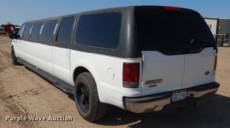 image for item DM5258 2005 Ford Excursion  limousine