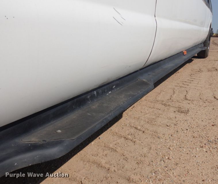 image for item DM5258 2005 Ford Excursion  limousine