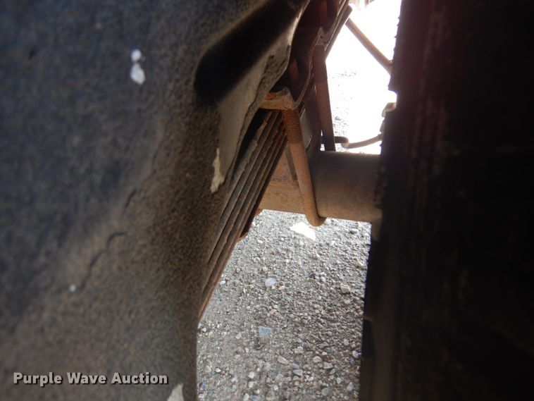 image for item DM5258 2005 Ford Excursion  limousine