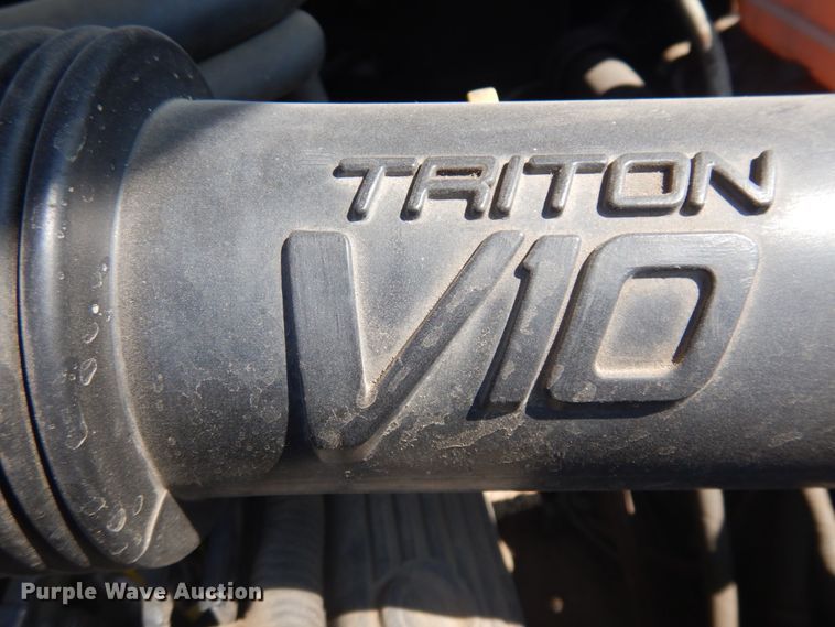 image for item DM5258 2005 Ford Excursion  limousine