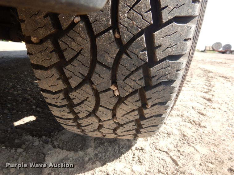 image for item DM5258 2005 Ford Excursion  limousine