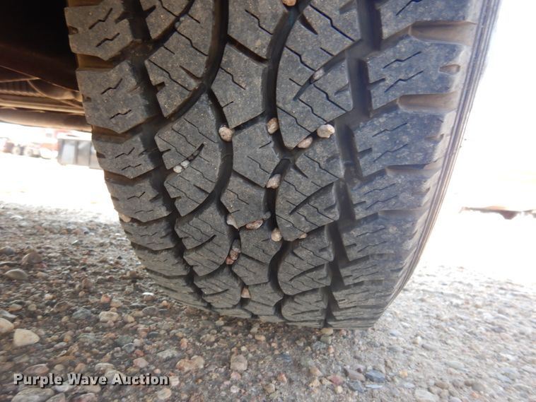 image for item DM5258 2005 Ford Excursion  limousine