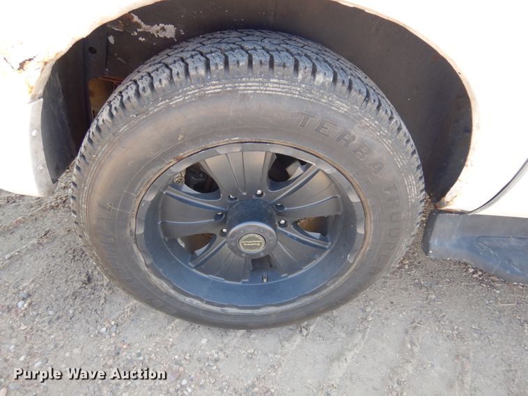 image for item DM5258 2005 Ford Excursion  limousine