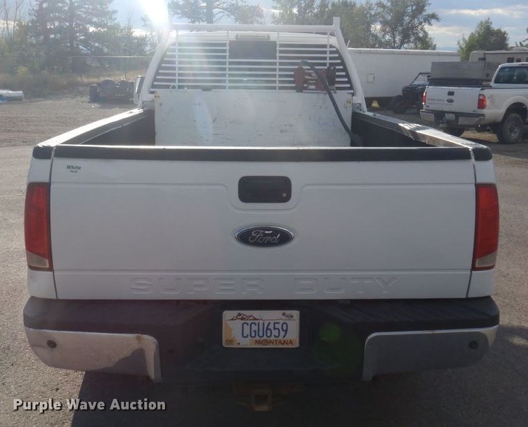 image for item DM5286 2007 Ford F250 Super Duty XL  Crew Cab pickup truck
