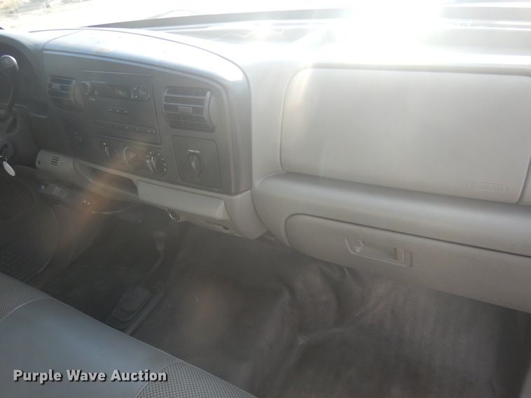 image for item DM5286 2007 Ford F250 Super Duty XL  Crew Cab pickup truck