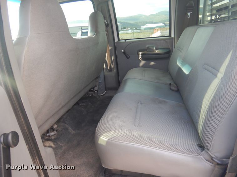 image for item DM5286 2007 Ford F250 Super Duty XL  Crew Cab pickup truck