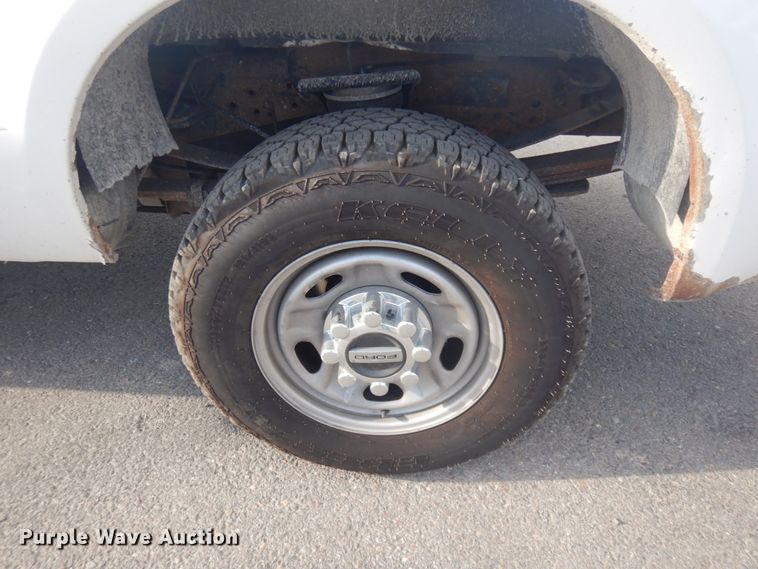 image for item DM5286 2007 Ford F250 Super Duty XL  Crew Cab pickup truck