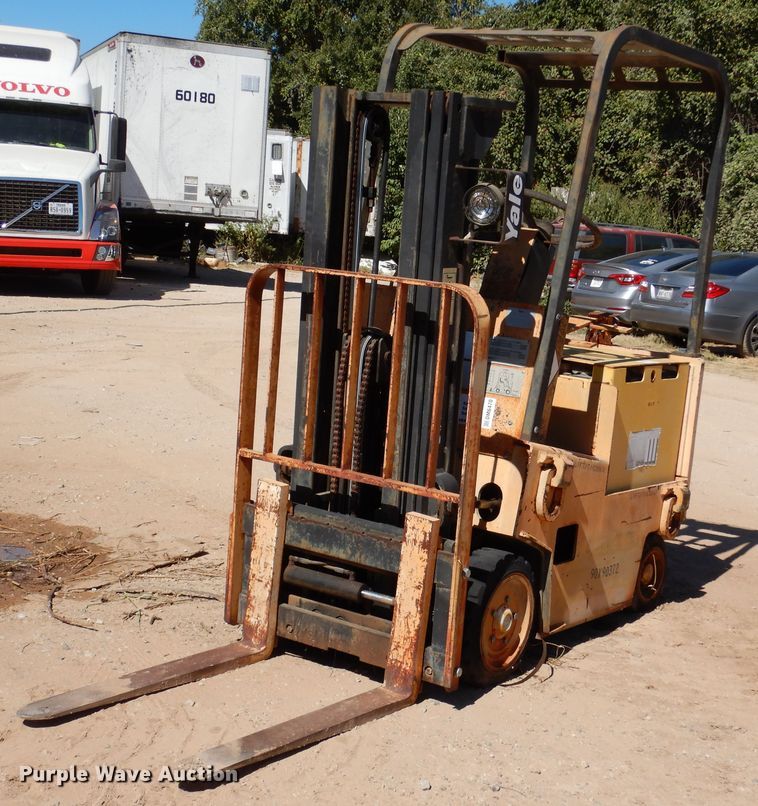 image for item DM6470 1990 Yale ERC025A  forklift