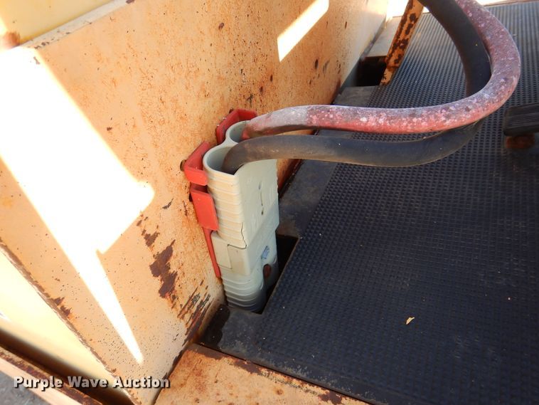 image for item DM6470 1990 Yale ERC025A  forklift