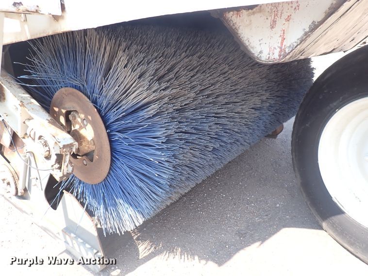 image for item DN2057 Elgin Pelican Series P  street sweeper