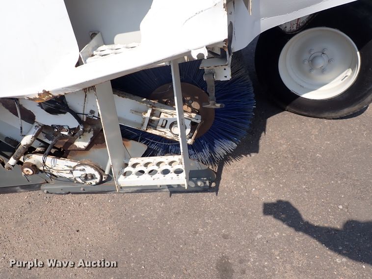 image for item DN2057 Elgin Pelican Series P  street sweeper