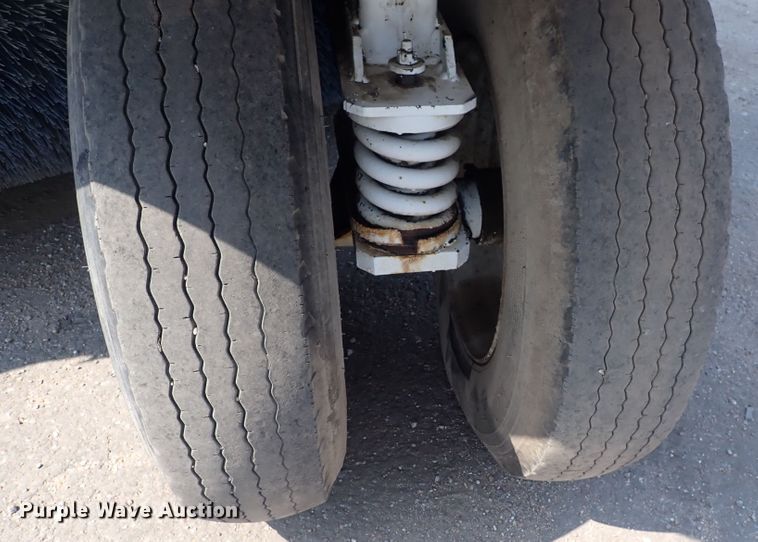 image for item DN2057 Elgin Pelican Series P  street sweeper