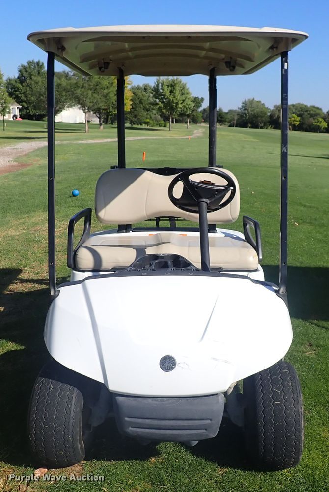 image for item DN2065 2009 Yamaha  golf cart