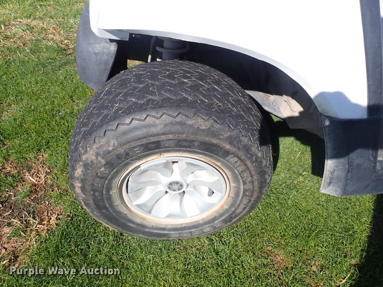 image for item DN2065 2009 Yamaha  golf cart