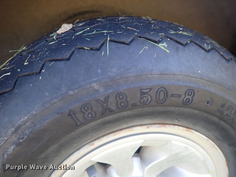 image for item DN2065 2009 Yamaha  golf cart