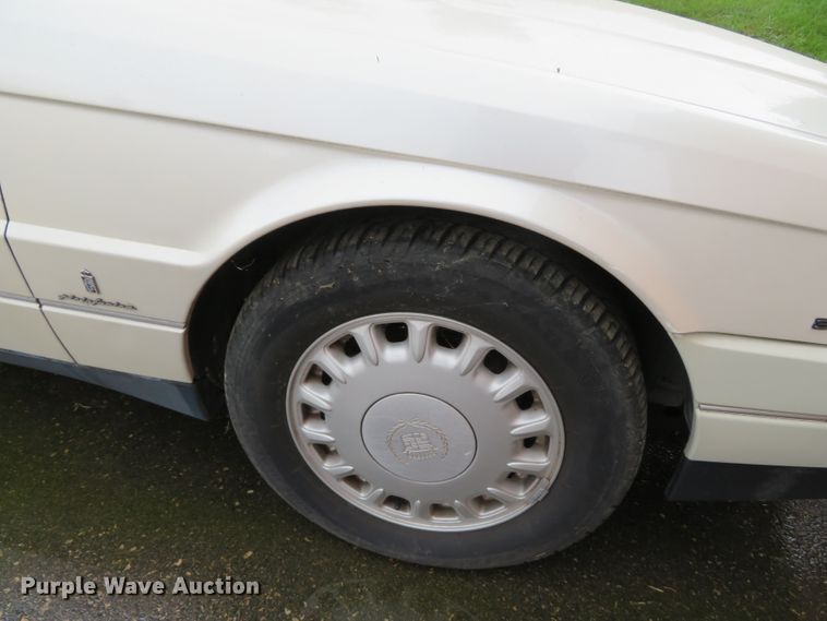 image for item DN5982 1993 Cadillac Allante