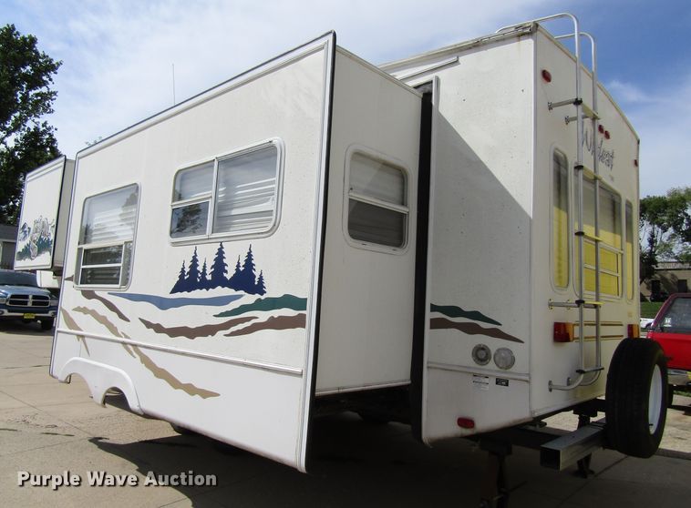 image for item EV9311 2004 Wildcat  camper