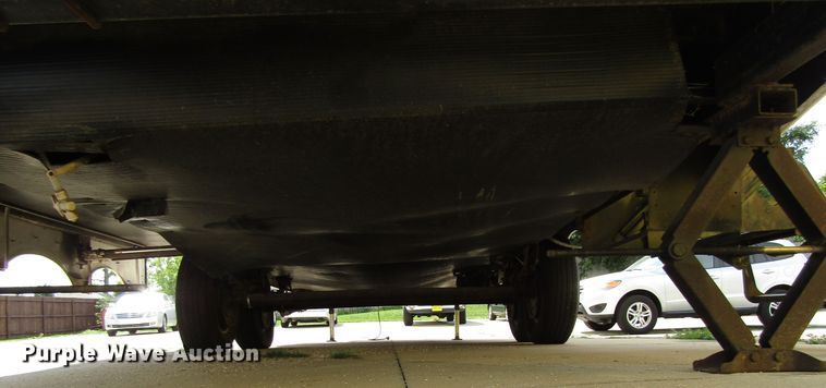 image for item EV9311 2004 Wildcat  camper