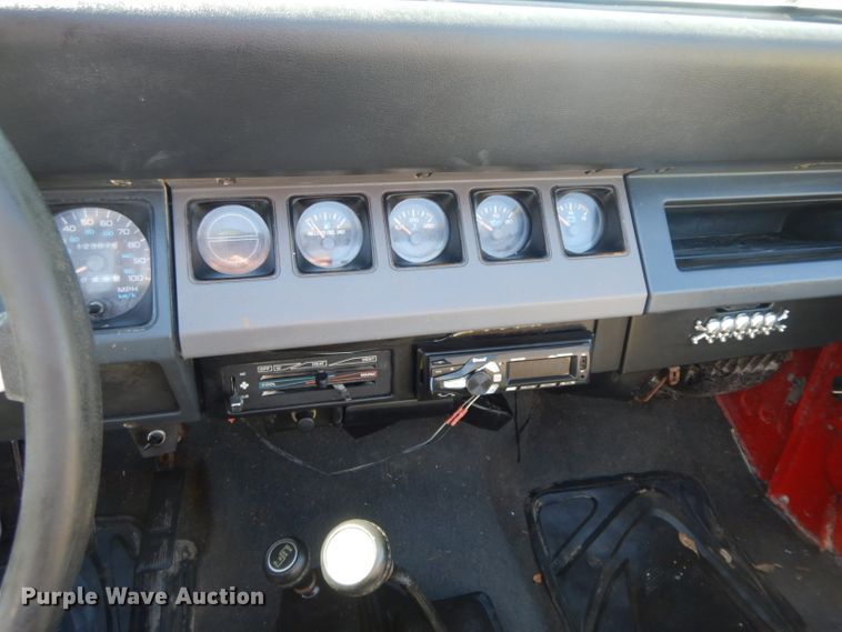 image for item HP9671 1995 Jeep Wrangler  SUV