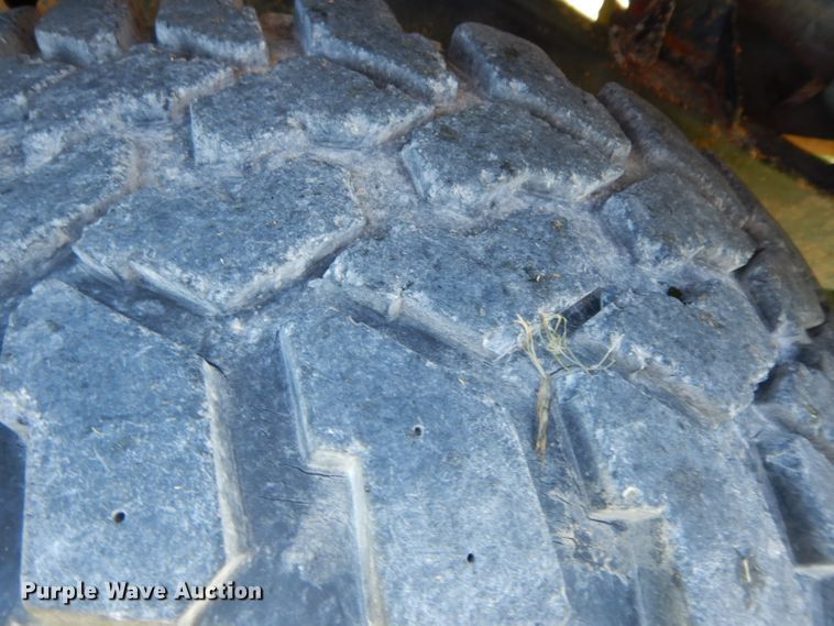 image for item HP9671 1995 Jeep Wrangler  SUV