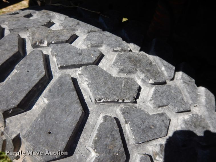 image for item HP9671 1995 Jeep Wrangler  SUV