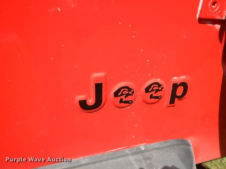 image for item HP9671 1995 Jeep Wrangler  SUV