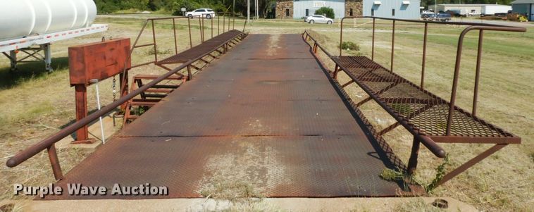 image for item HP9674 Thuman 60PT70X10RX-S  truck scale