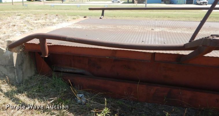 image for item HP9674 Thuman 60PT70X10RX-S  truck scale