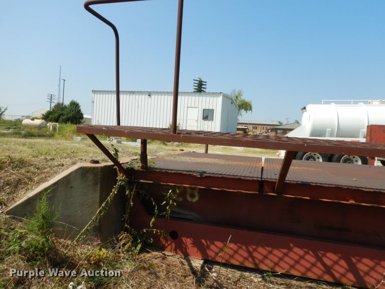 image for item HP9674 Thuman 60PT70X10RX-S  truck scale