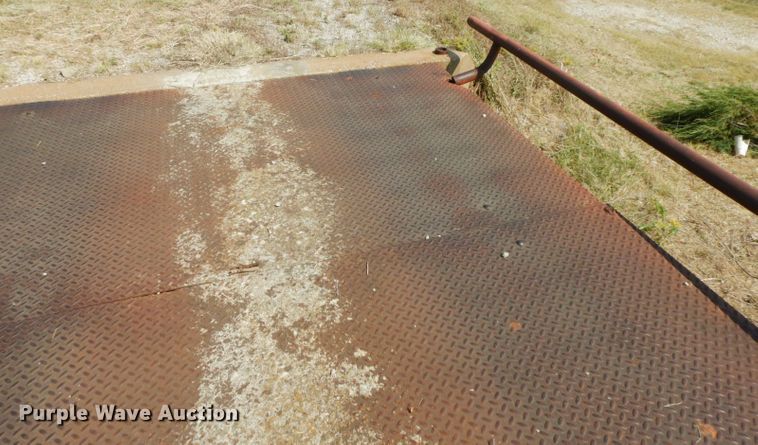 image for item HP9674 Thuman 60PT70X10RX-S  truck scale