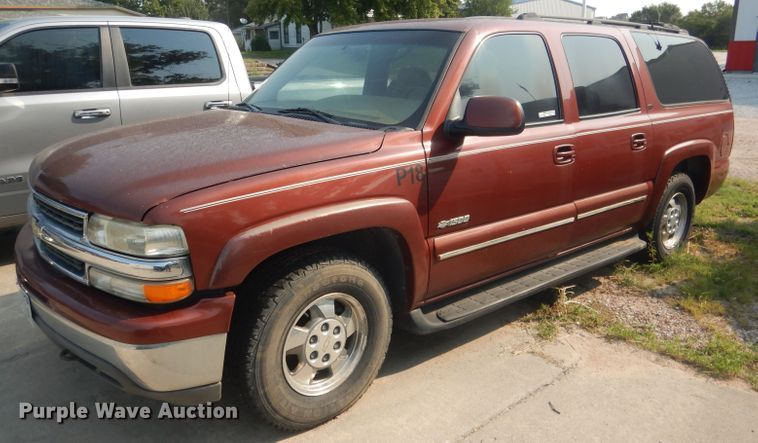 image for item HU9281 2000 Chevrolet Suburban 1500  SUV