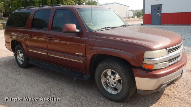image for item HU9281 2000 Chevrolet Suburban 1500  SUV