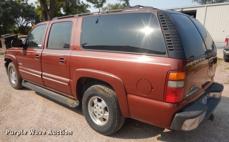 image for item HU9281 2000 Chevrolet Suburban 1500  SUV