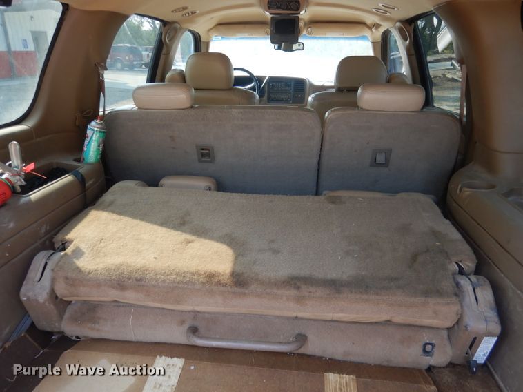 image for item HU9281 2000 Chevrolet Suburban 1500  SUV