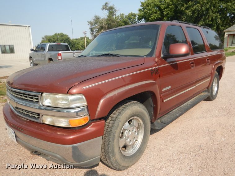 image for item HU9281 2000 Chevrolet Suburban 1500  SUV