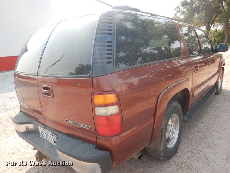 image for item HU9281 2000 Chevrolet Suburban 1500  SUV