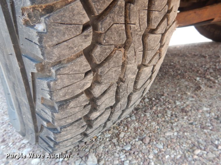 image for item HU9281 2000 Chevrolet Suburban 1500  SUV