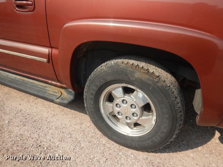 image for item HU9281 2000 Chevrolet Suburban 1500  SUV