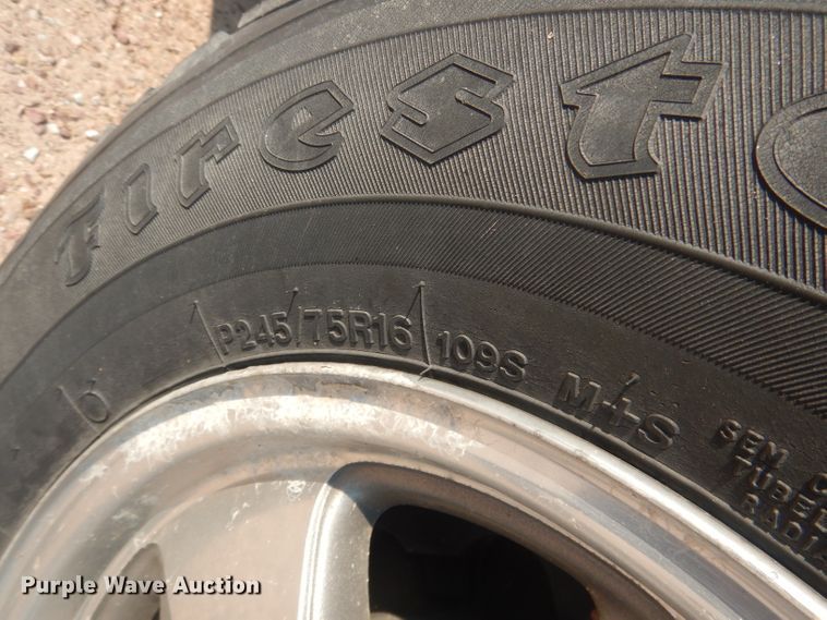 image for item HU9281 2000 Chevrolet Suburban 1500  SUV