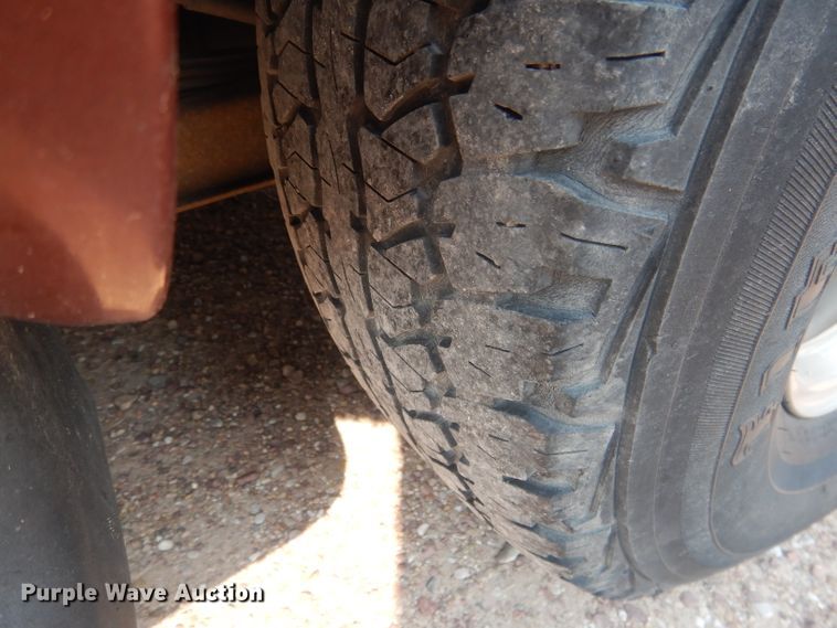 image for item HU9281 2000 Chevrolet Suburban 1500  SUV