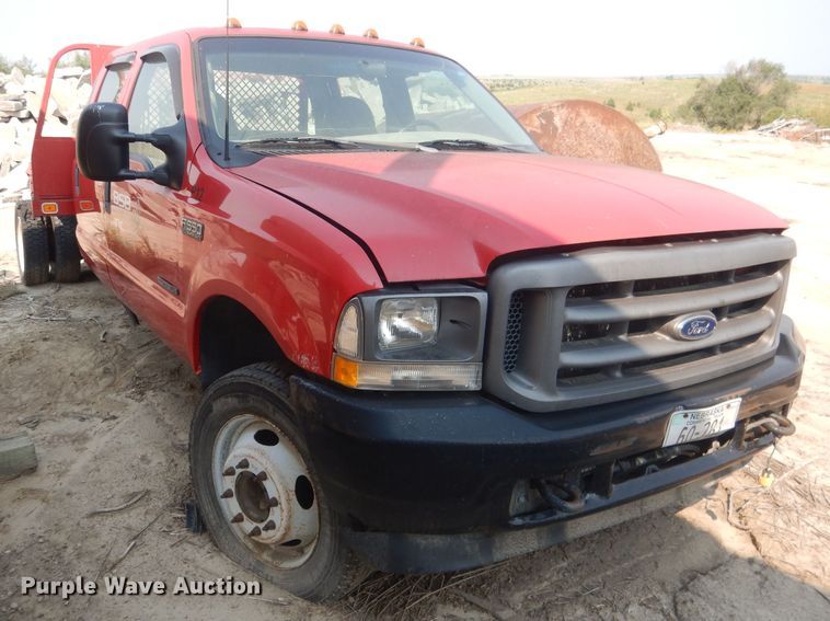 image for item HU9284 2002 Ford F550 Super Duty XL  Crew Cab flatbed truck