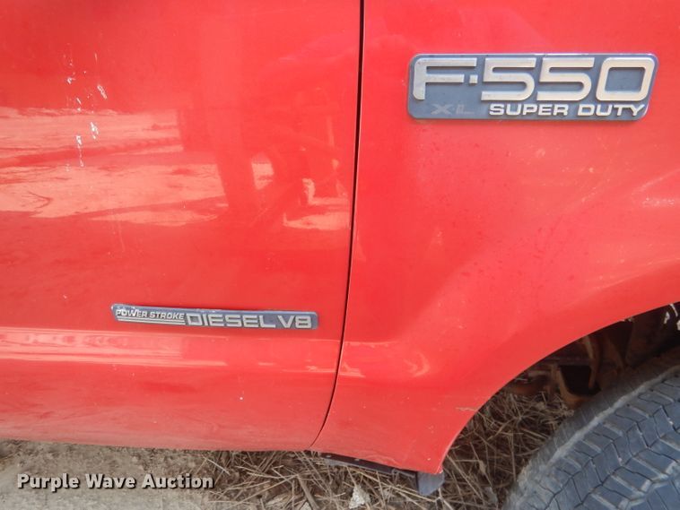 image for item HU9284 2002 Ford F550 Super Duty XL  Crew Cab flatbed truck